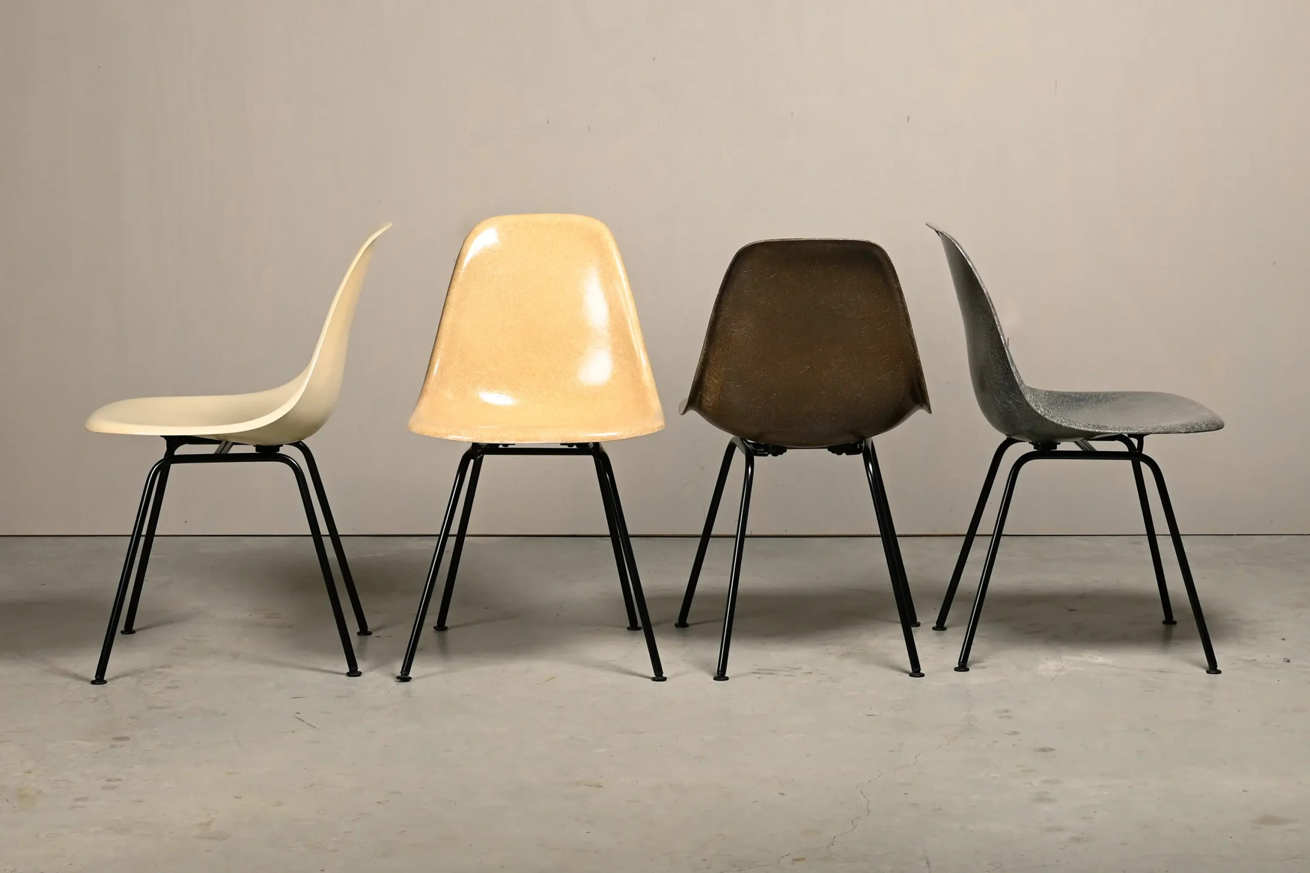 Charles & Ray Eames DSX Side Chair multicolor set - Image 3